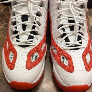 Nike White and Red Sneakers